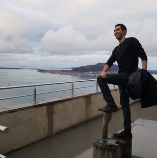 Carlos Carlos